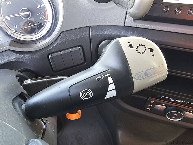 Standard-SZM DAF XF 530 FTG