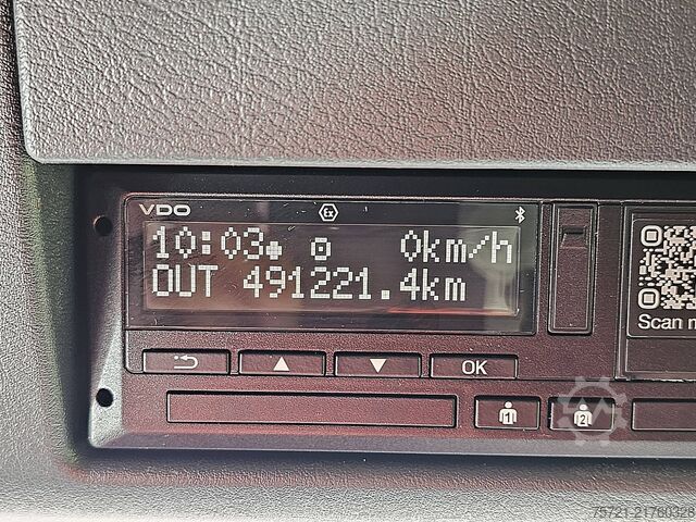 Chassis with cab MAN 26.500 TGX 6x2*4