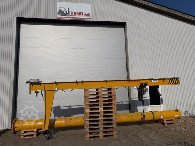 Pillar jib crane 7.5 x 6 m, 500 kg. Konecranes Säulenschwenkkran 7,5 x 6 m. 500 kg.