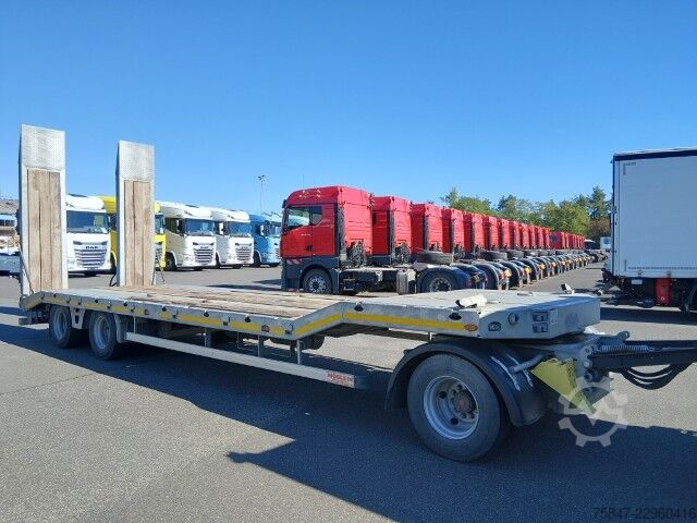Low loader trailer Möslein TA3 Tieflader hydr. Rampen