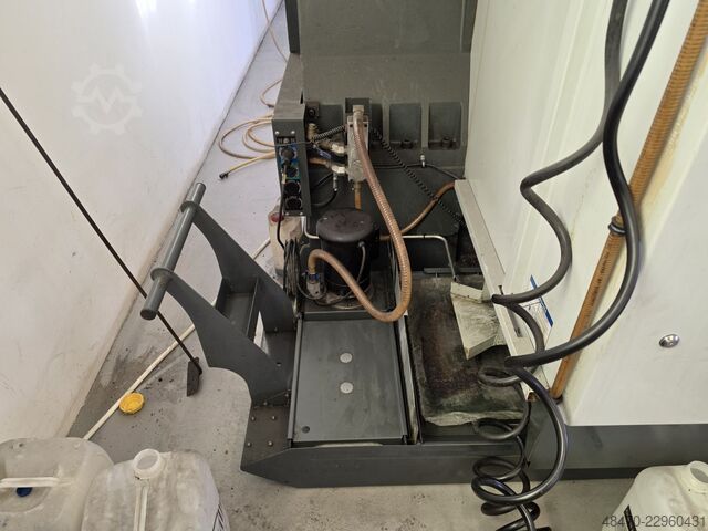 Vertical machining center HAAS VF-3