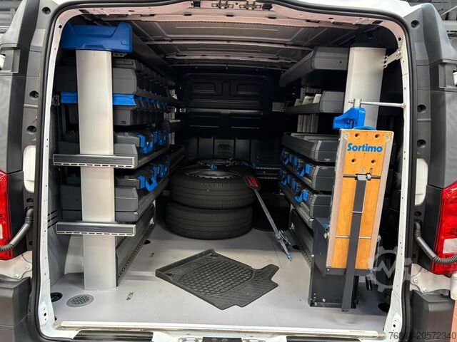 Panel van Mercedes-Benz Vito 114 CDI Kasten Lang Sortimo Werkstatt 3Sitz