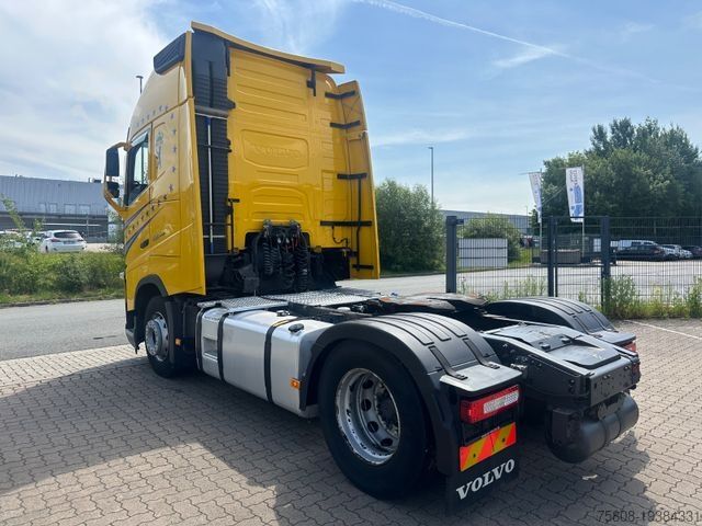 Standard tractor unit VOLVO FH500  2Tanks ACC I-ParkCool