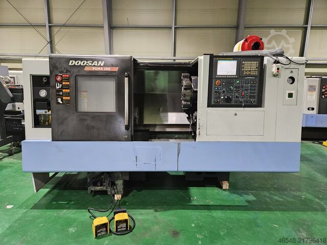 CNC turning and milling center Doosan Puma 280