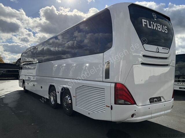 Touring car Neoplan Tourliner L