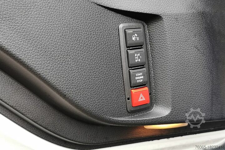 Standard-SZM MAN TGS 40.480 BB SA Tractor Head (13 units)