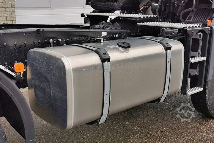 Standard-SZM MAN TGS 40.480 BB SA Tractor Head (13 units)