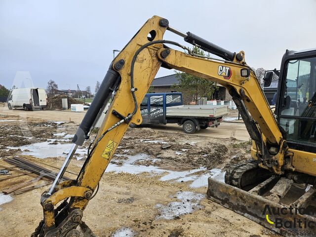 Mini excavator Caterpillar 303.5 E CR