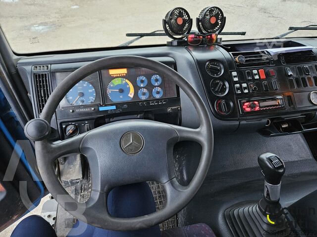 Tipper Mercedes-Benz Atego