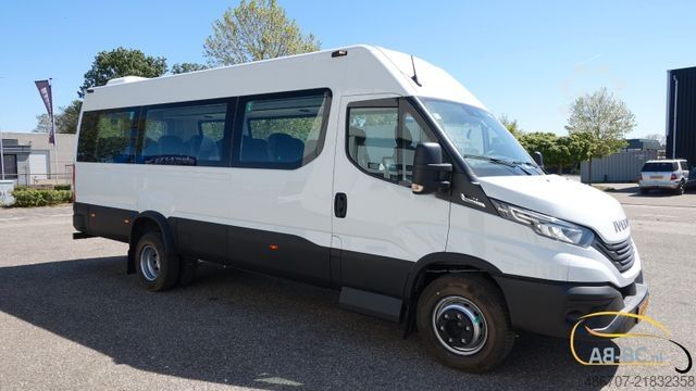 Motor coach IVECO NEU Daily 65C18 24 Sitze