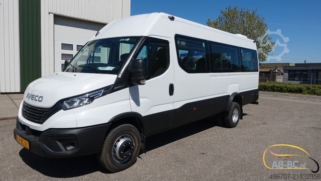 Motor coach IVECO NEU Daily 65C18 24 Sitze