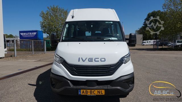 Motor coach IVECO NEU Daily 65C18 24 Sitze