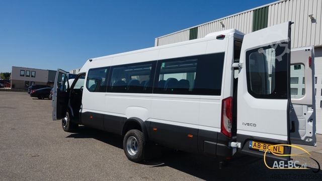 Motor coach IVECO NEU Daily 65C18 24 Sitze