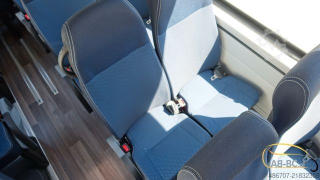 Motor coach IVECO NEU Daily 65C18 24 Sitze