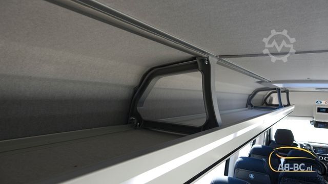 Motor coach IVECO NEU Daily 65C18 24 Sitze