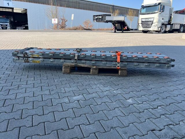 Stabau roller track fork shoes with rollers / 4 tons 2016 Stabau Rollenschienen Gabelschuhe mit Rollen / 4 to 2016