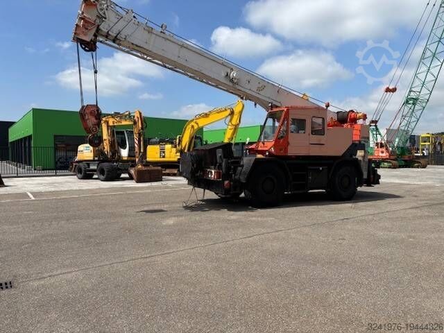 Rough terrain crane Tadano TR 300 EX