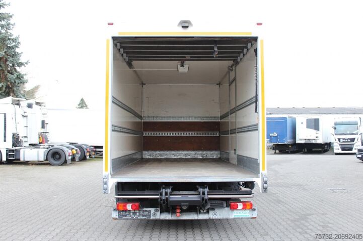 LKW mit Kofferaufbau Mercedes-Benz Atego 916 Koffer LDW LBW NUR 98.597 km