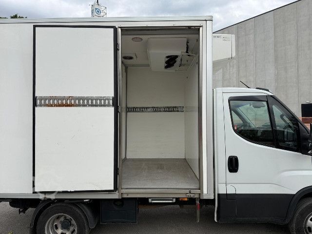 Refrigerator body van IVECO DAILY 35C18 FG. ISOTERMICO + GRUPPO FRIGO. DOPPIA