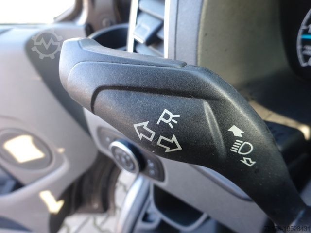 Kastenwagen FORD Transit Custom 320 L2H1 Sport Aut. Navi