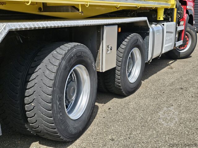 Tipper with crane MAN TGS 33.480 6x6 / PALFINGER Z CRANE / 2 SIDE TIPPER