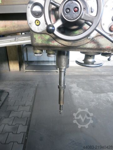 Radial Drilling Machine RABOMA 12Ph2000