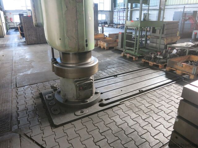 Radial Drilling Machine RABOMA 12Ph2000