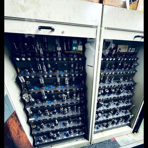 Vertikales Bearbeitungszentrum Okuma MB-56VA/B