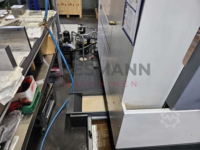 Machining center Akira Seiki Dugard 1350 XP