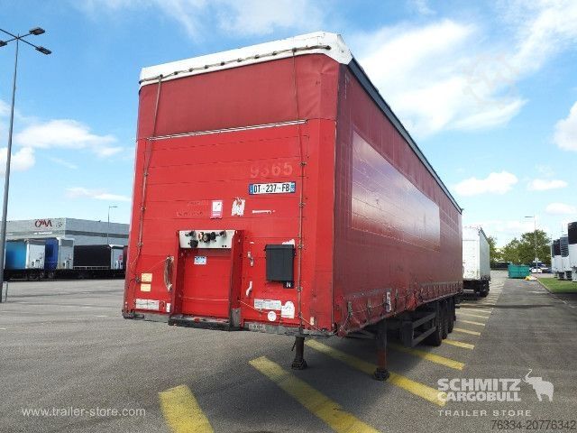 Open semitrailer with tarp Schmitz Cargobull Semitrailer Curtainsider Standard