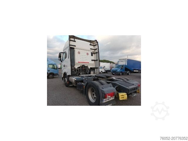 Standard tractor unit IVECO AS440S51T/P XP