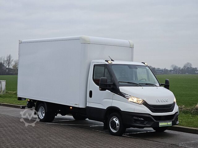 Koffer IVECO DAILY 35C16 Bakwagen Laadklep!