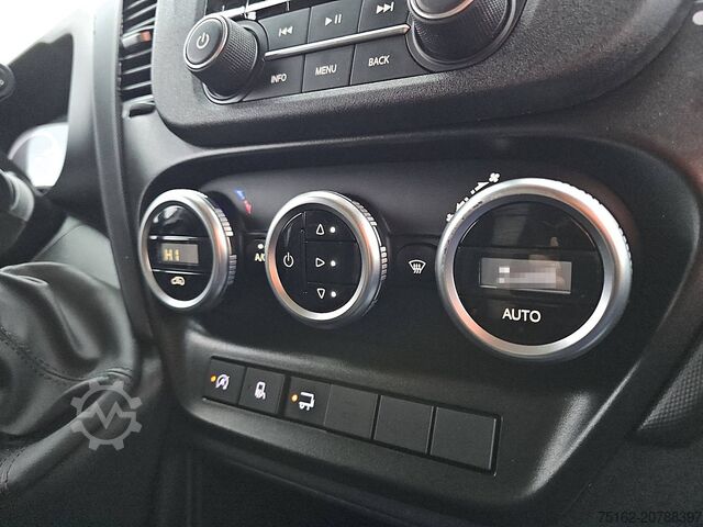 Koffer IVECO DAILY 35C16 Bakwagen Laadklep!