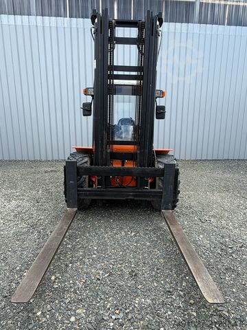 All-terrain Mast explorer H 50 DA