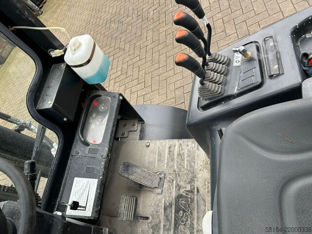 Treibgasstapler Doosan G30NXP