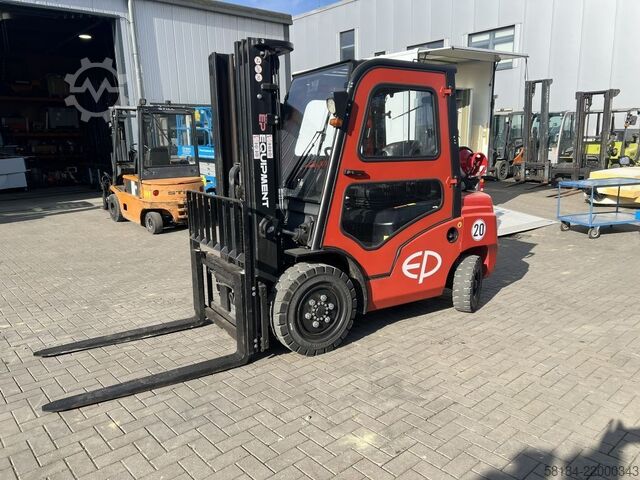 LPG Forklifts EP CPQD30T8