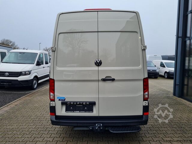 High top van VW Crafter 35 Kasten TDI L4H3 AHK LED Tempom Ergositz