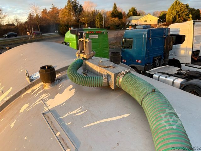 Tankauflieger D-TEC 30.000L VA Gülletankauflieger/Gelenkt/2 Stück!