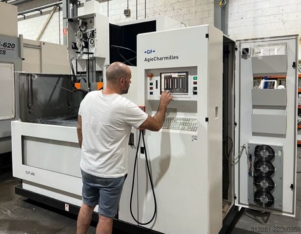 Wire eroding machine AGIE CHARMILLES CUT 400