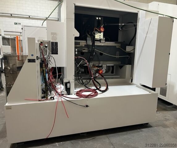 Wire eroding machine AGIE CHARMILLES CUT 400