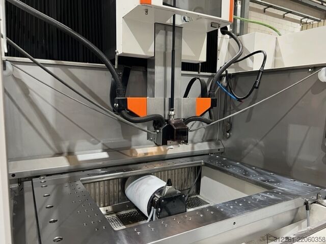 Wire eroding machine AGIE CHARMILLES CUT 400