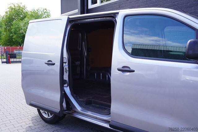 Delivery van Peugeot Expert 2.0 BlueHDI 122 PK Automaat EURO 6 - A/C...