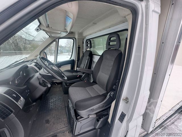 Transporter mit Koffer FIAT Ducato Koffer *Navi*Kamera*TÜV neu*Länge 4,20m