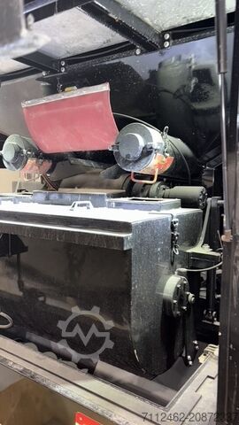 Mobile concrete mixing plant Vloeibare cementgebonden M.C. Machines MCM-339-ST-S2