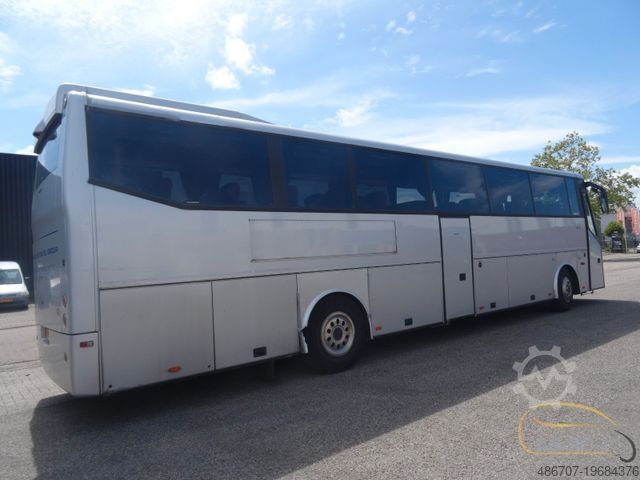 Reisebus BOVA Futura FHD127/365, 50 Sitze, Euro 5