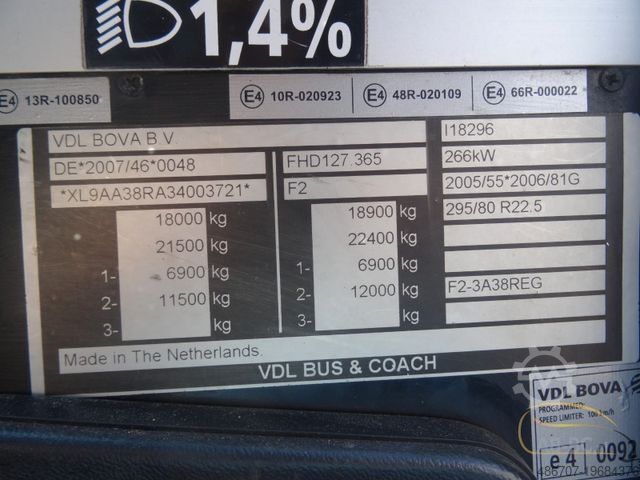 Reisebus BOVA Futura FHD127/365, 50 Sitze, Euro 5