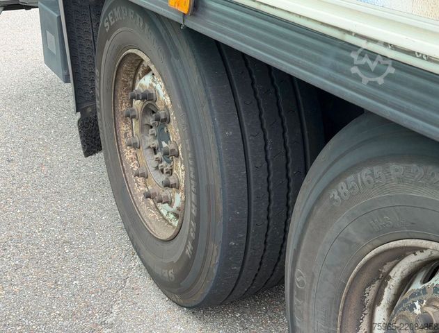 Reefer semitrailer SCHMITZ CARGOBULL SCB*S3B THERMO KING SLXe 300 DHOLLANDIA TAIL LIF