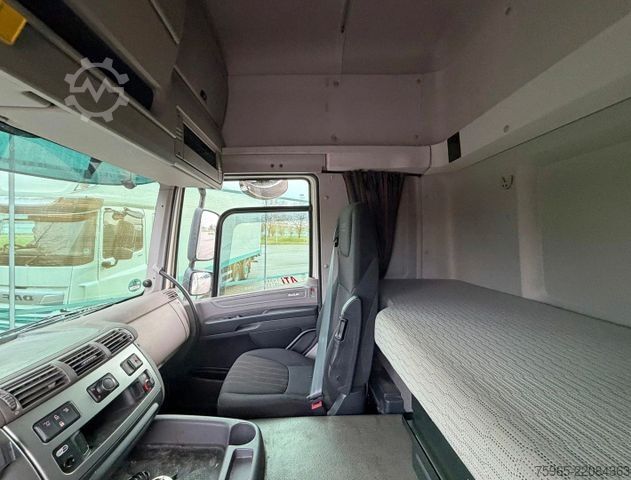 Refrigerated truck DAF CF 450 FAN 6X2 HEIWO BAK 875 x 250 x 275 CM INW.