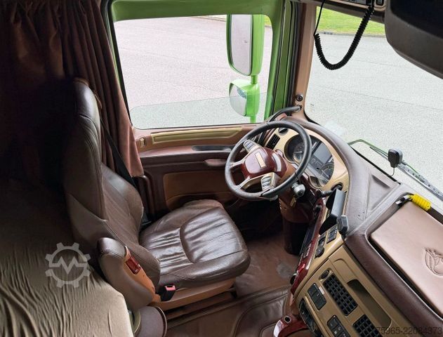 Special purpose truck DAF XF 510 FAN GEÏSOLEERDE BAKKEN ZIJDEUR LAADKLEP K