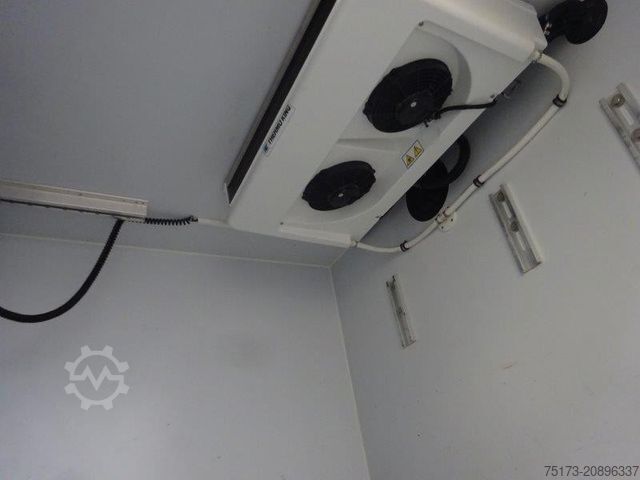 Refrigerator body van MERCEDES-BENZ Sprinter III 317 CDI Kühlkoffer